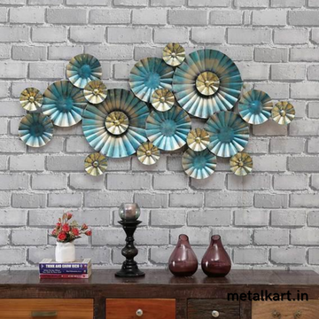 Metallic Close Knitted Circular Wall Plates (46 x 25 Inches)