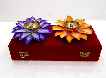 Brass colored petal Diya gift set