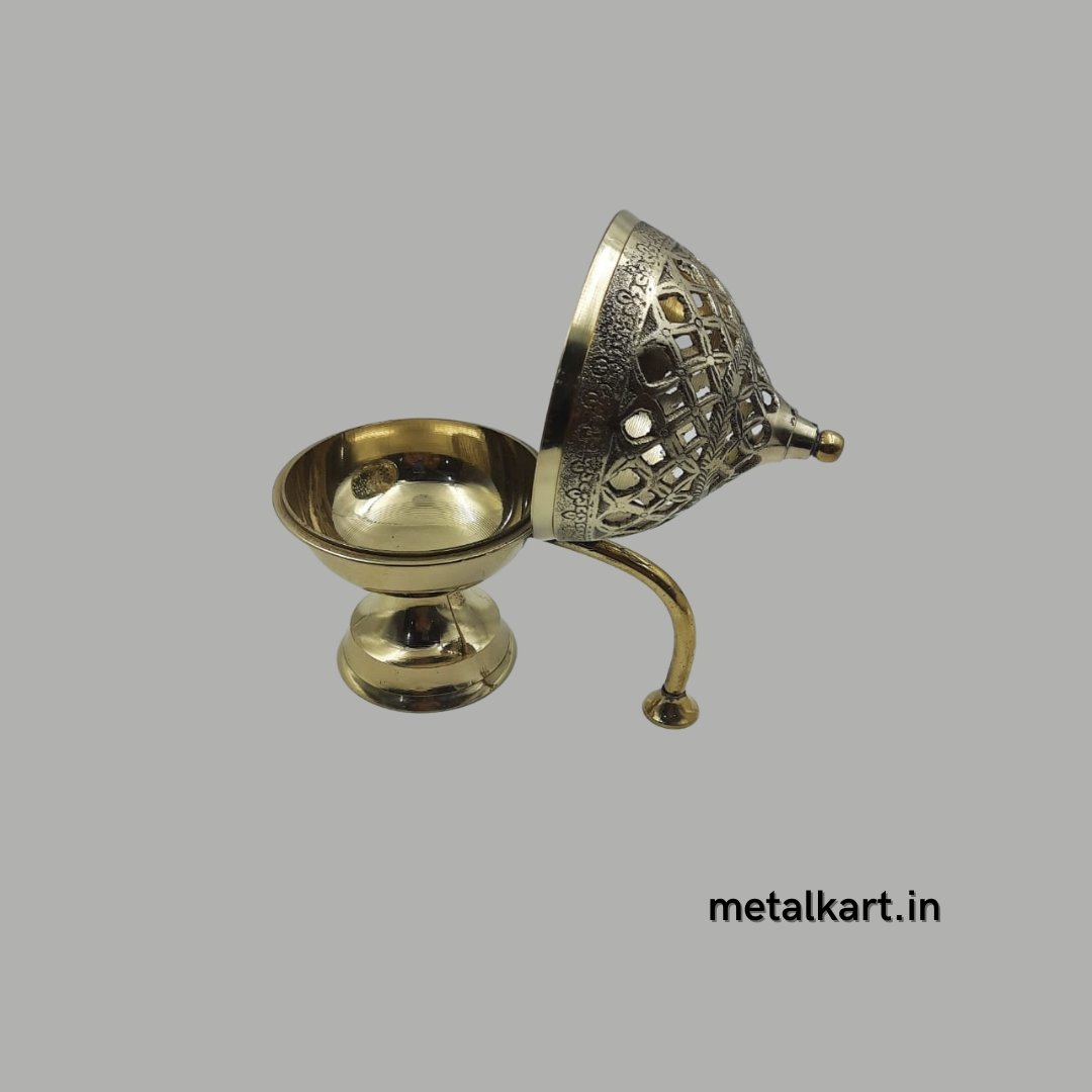 Brass Lobandan (Weight 556 gms, Height 7 Inches)