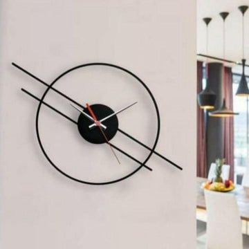 Designer Metallic Parellal lines circle wall clock (24 Inches)