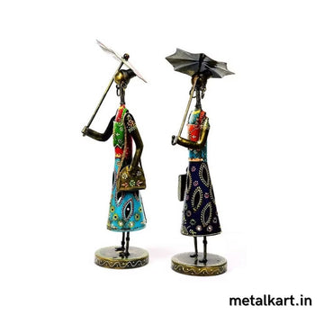 Handcrafted Japanese Ladies with Traditional Umbrella Set of 2 (15*4*4 Inches)