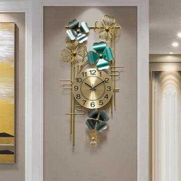 Metalkart Vertical Clover Wall Clock (25 x 20 Inches)
