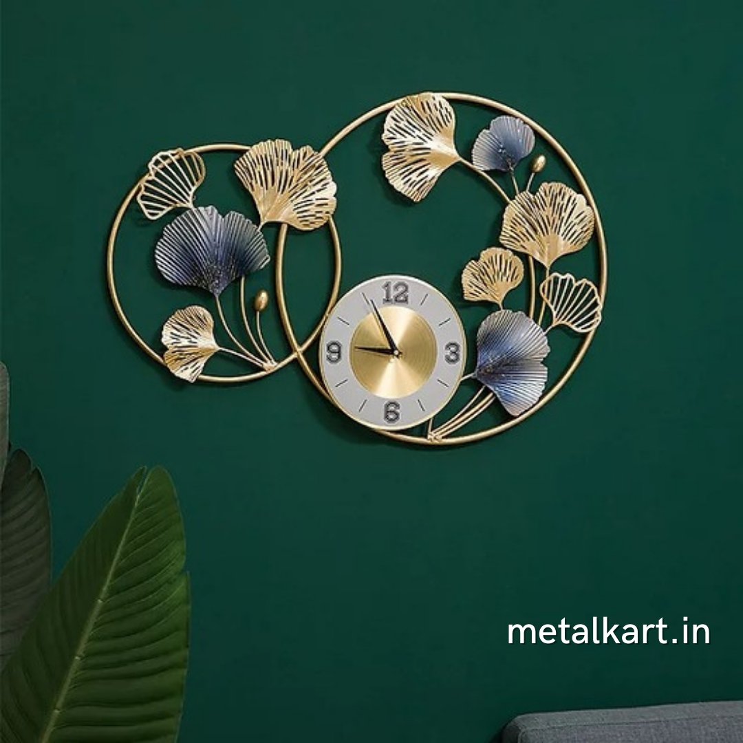 Metallic Two floral Circles with watch (30 x 20 Inches)