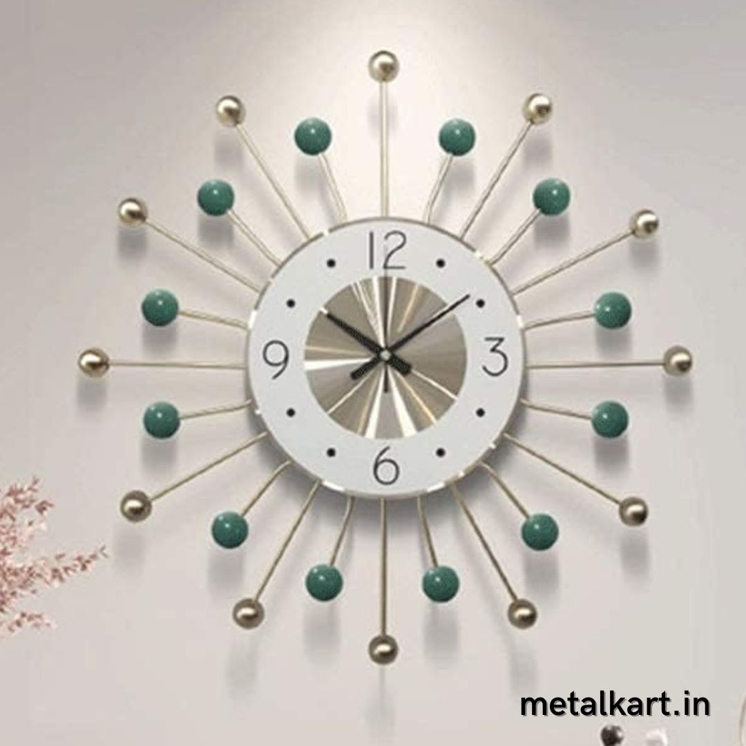 Pinpoint decorated Circular Wall Clock (16 x 16 Inches)