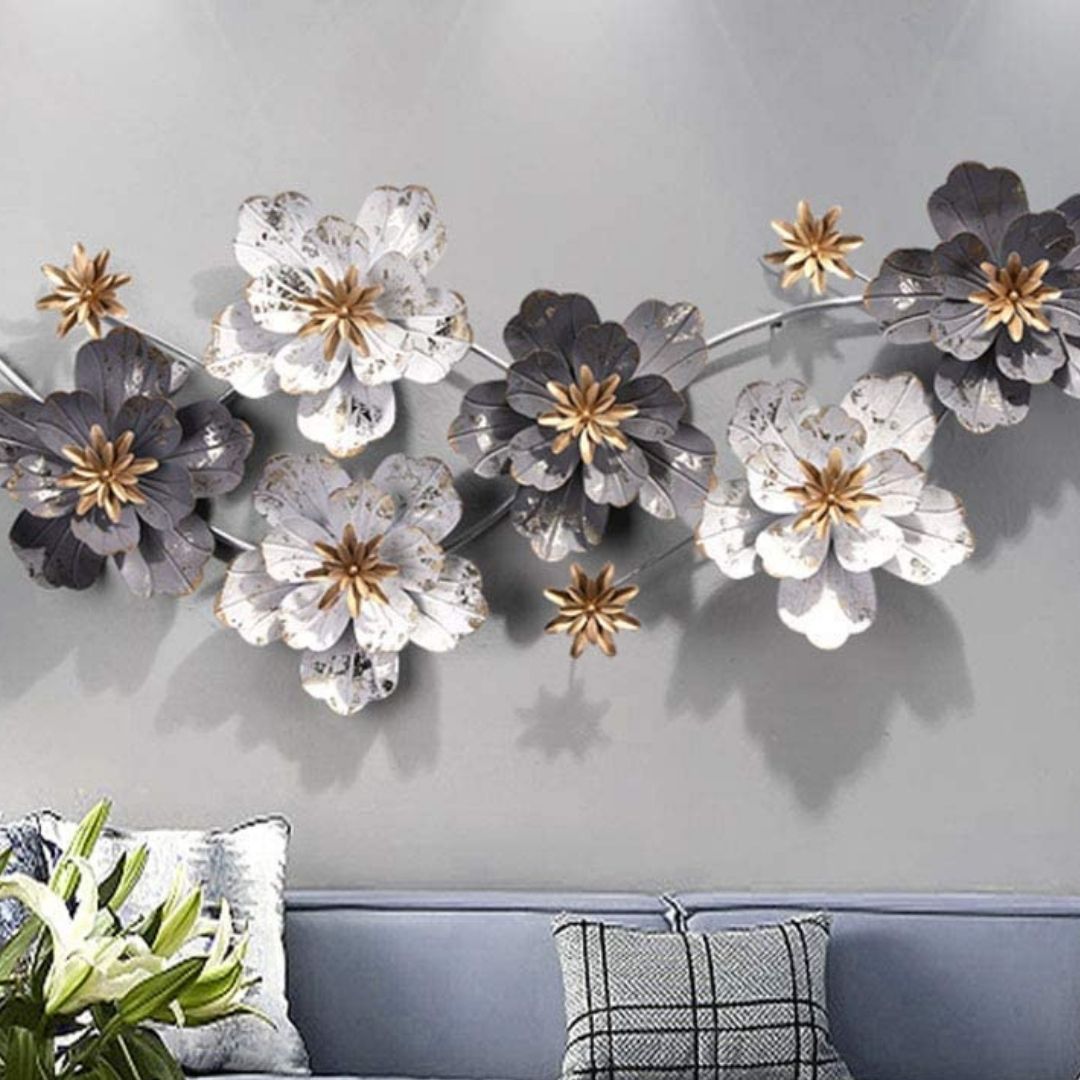 The waving flowers (45 x 20 Inches)