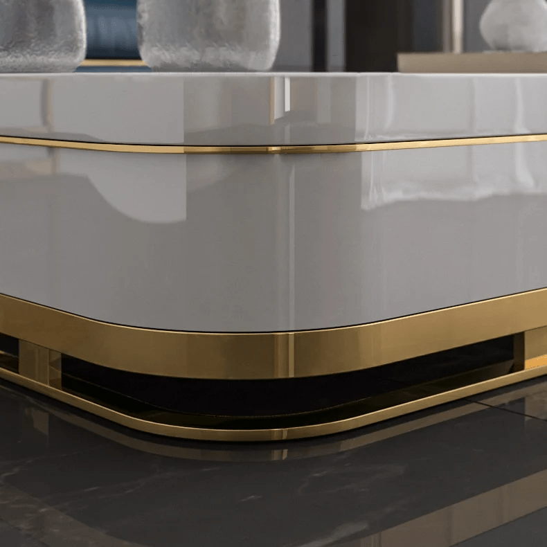 Coffee Table:The Opulent Oasis