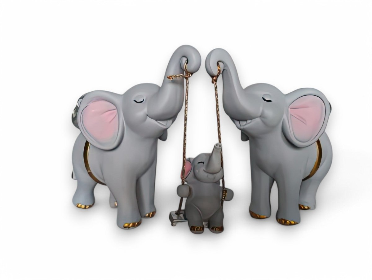 Elephant:The Eternal Playmates Table Decor