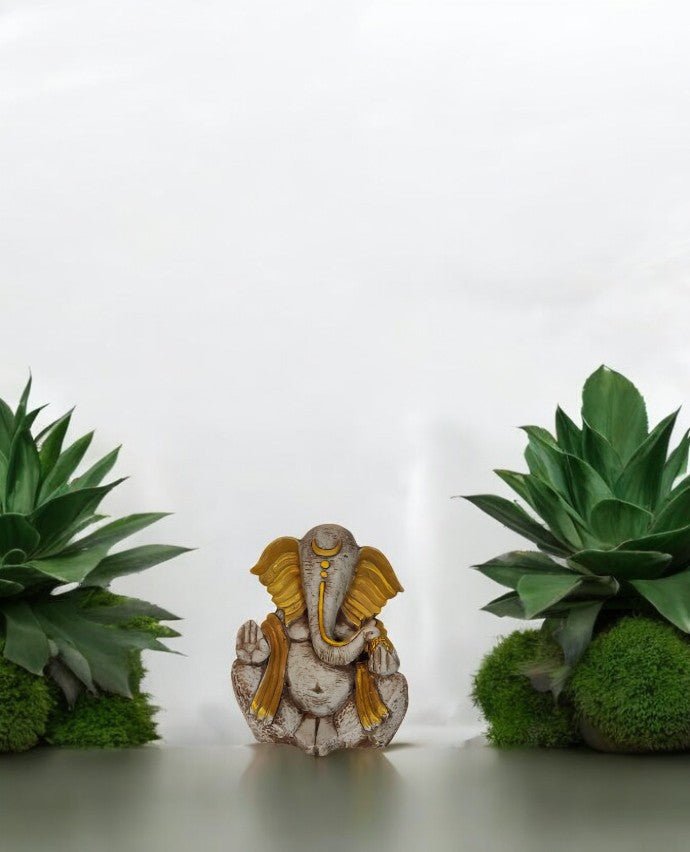 Ganesha's Abhay Varada Table Decor