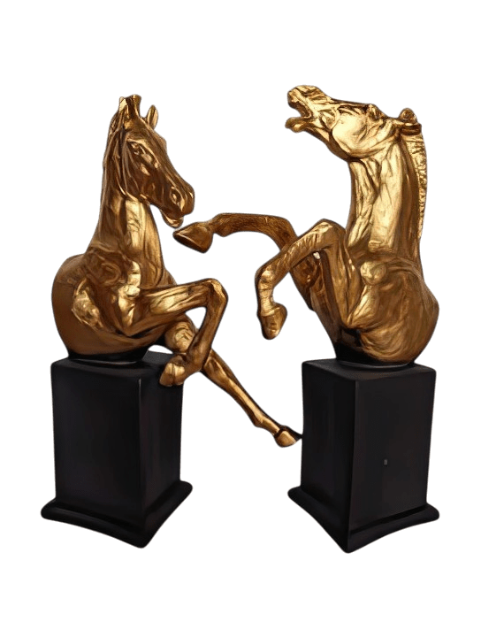 Horse:The Equestrian Embrace Table Decor