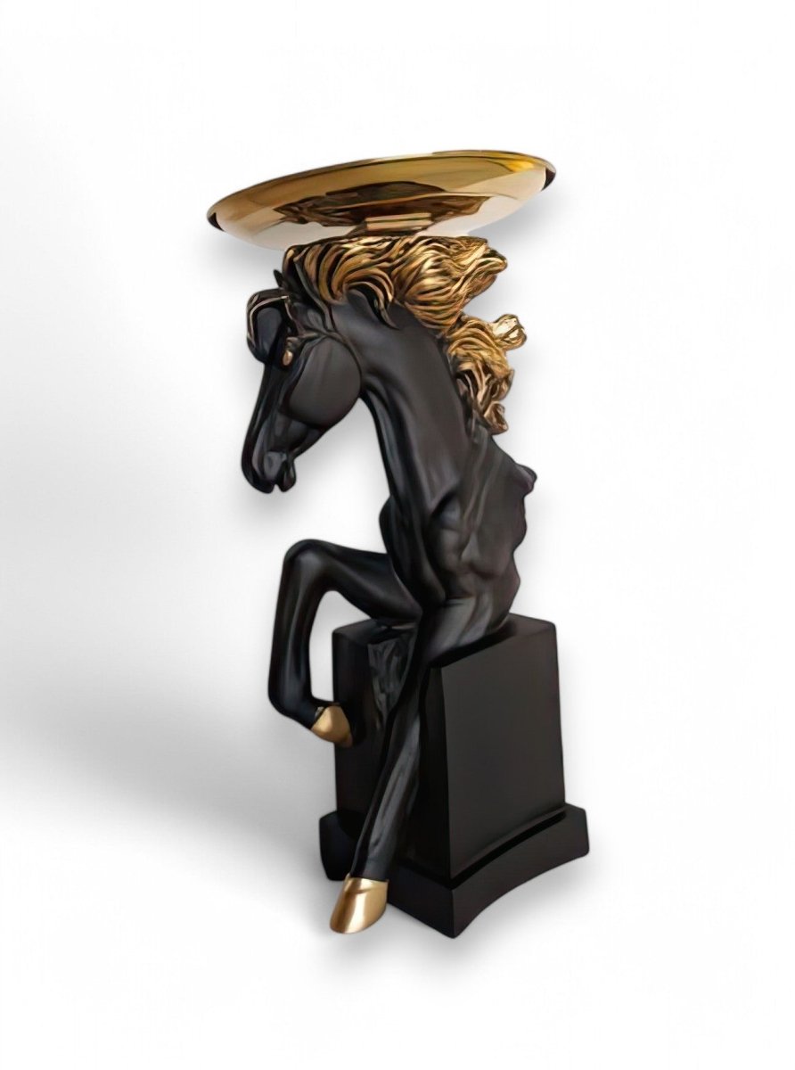 Horse:The Noble Charger Table Decor