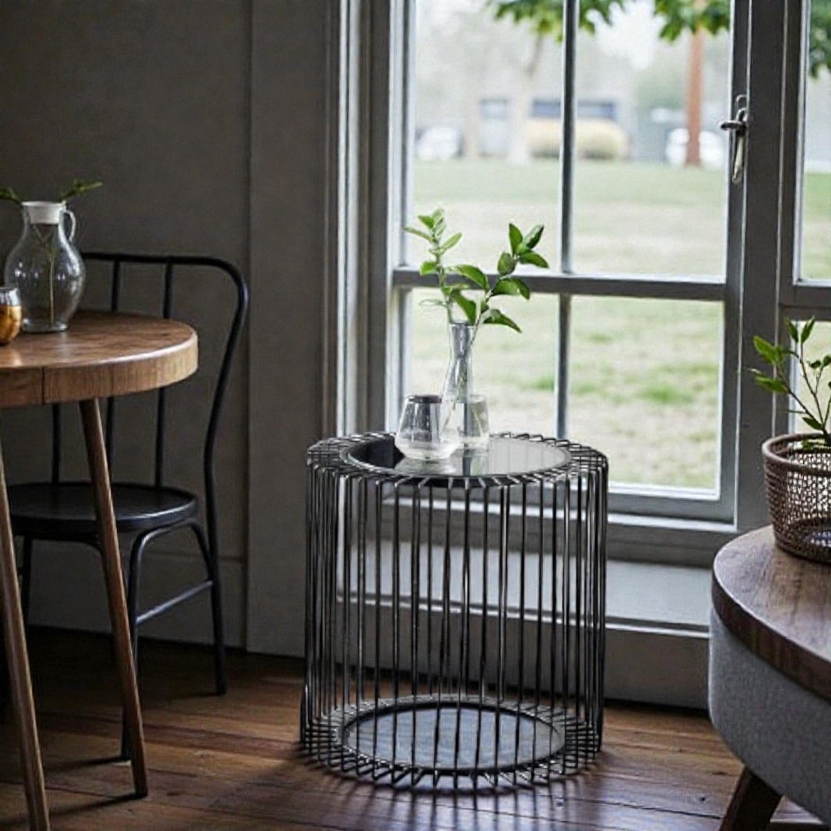 Metalkart Special The Noir Spindle End Table