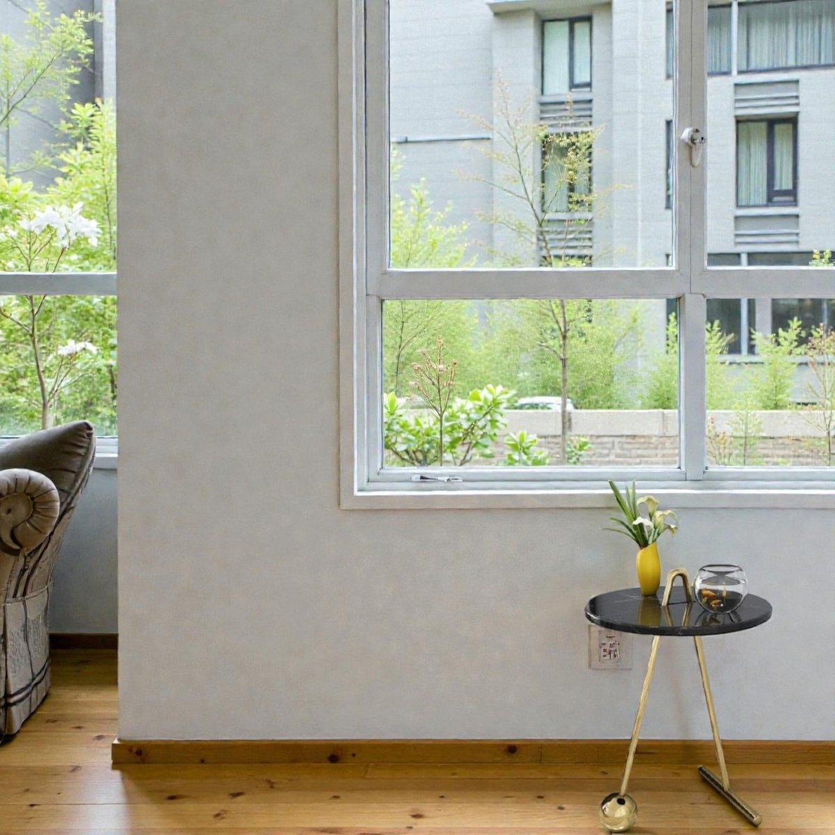 Metallic Circe Glamour Storage SS Table