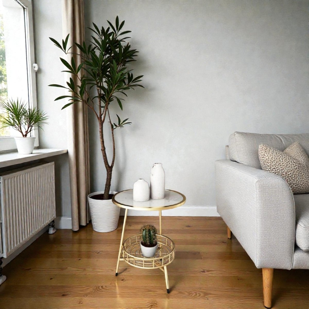 Metallic Luxembourg Modern Accent Table