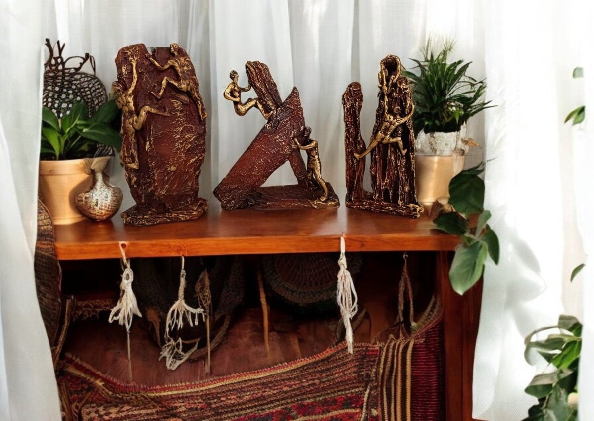 Mountain Man:The Petrified Peak Pioneers Table Decor