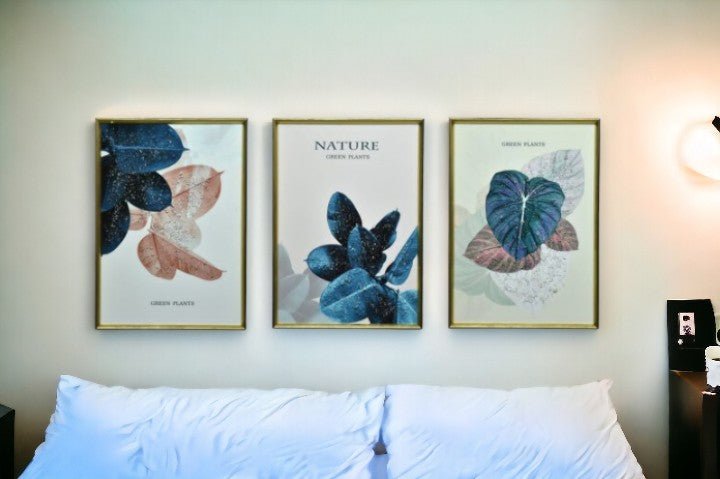 The Flourishing Flora Crystal Glass Painting Set of 3 (150 x 70 Cm)