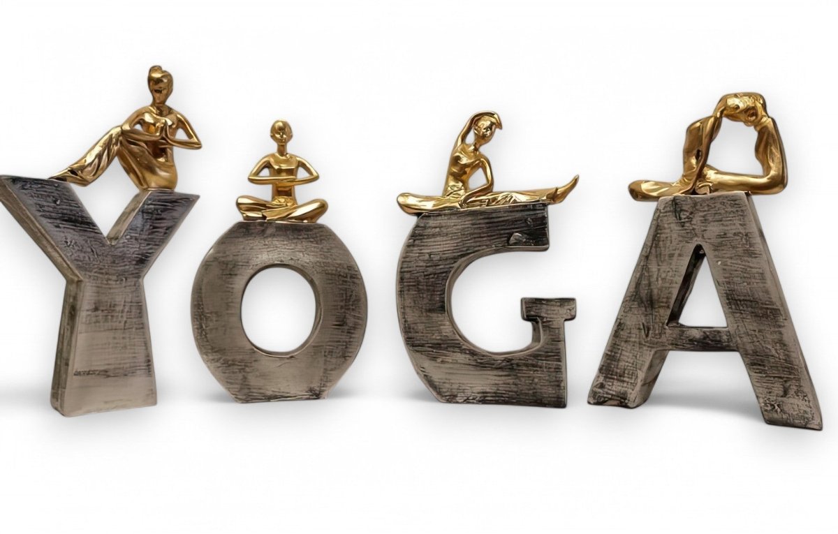 Yoga:The Shimmering Asana Table Decor