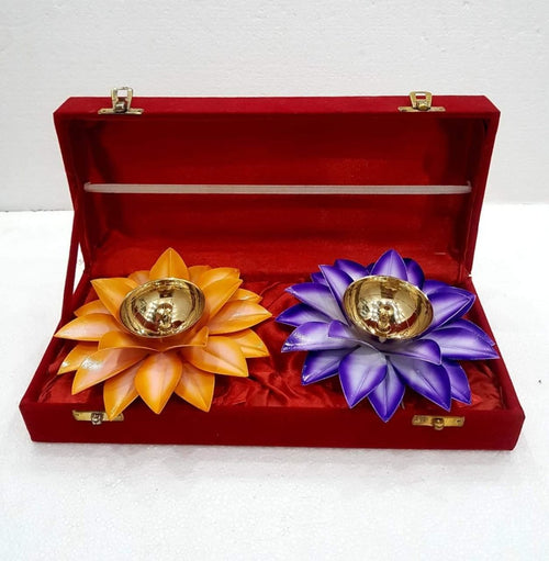 Brass colored petal Diya gift set