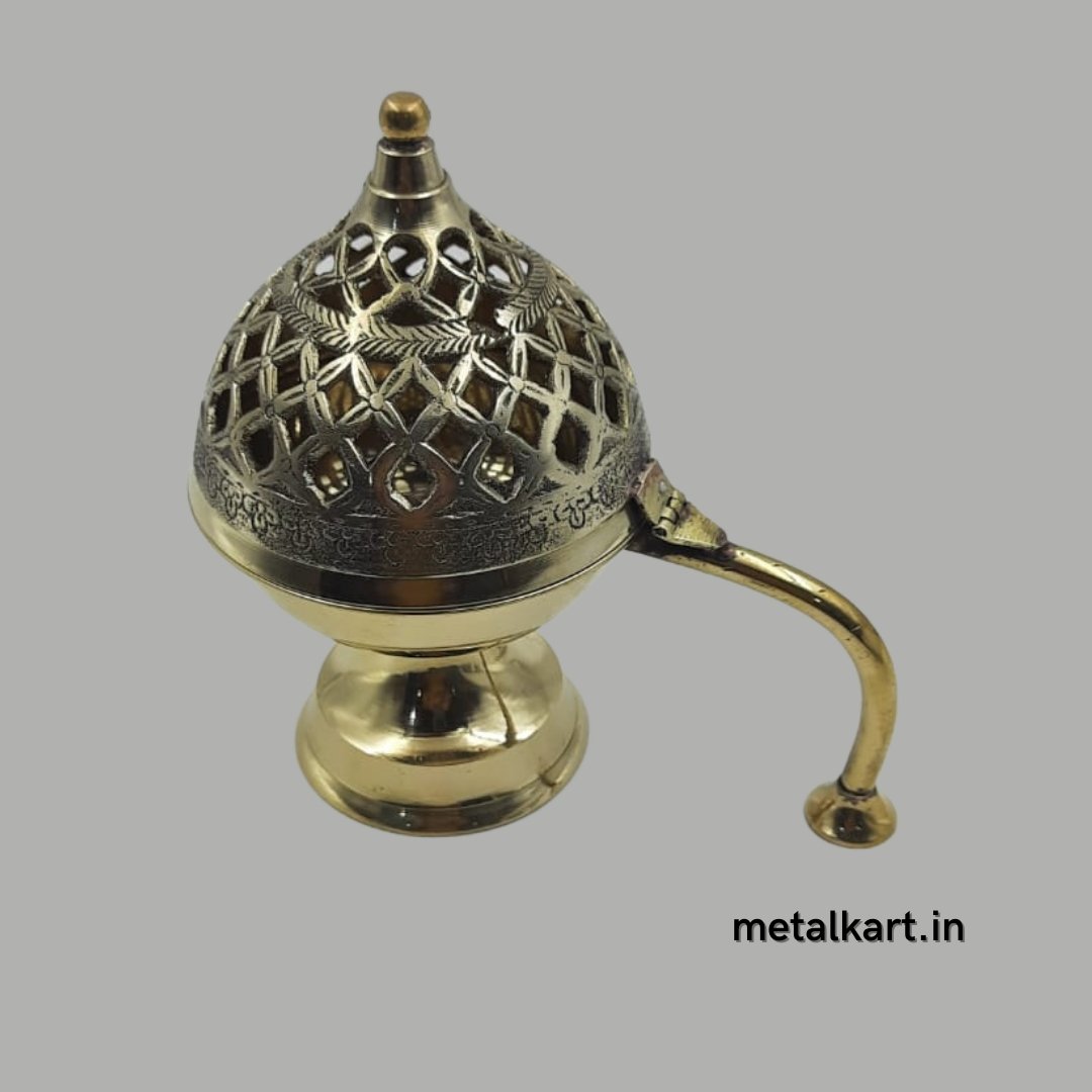 Brass Lobandan (Weight 556 gms, Height 7 Inches)