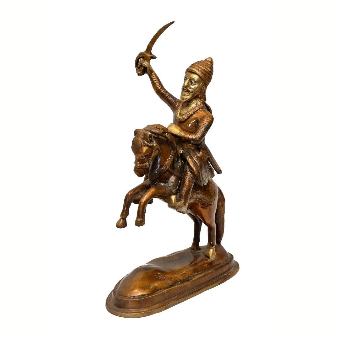 Brass Shivaji Maharaj (H 14 Inches, Weight 4.5 Kg)