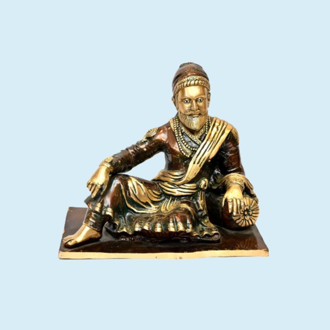 Brass Veer Shivaji Maharaj (H 13 Inches, Weight 12 Kg)