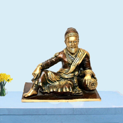 Brass Veer Shivaji Maharaj (H 13 Inches, Weight 12 Kg)