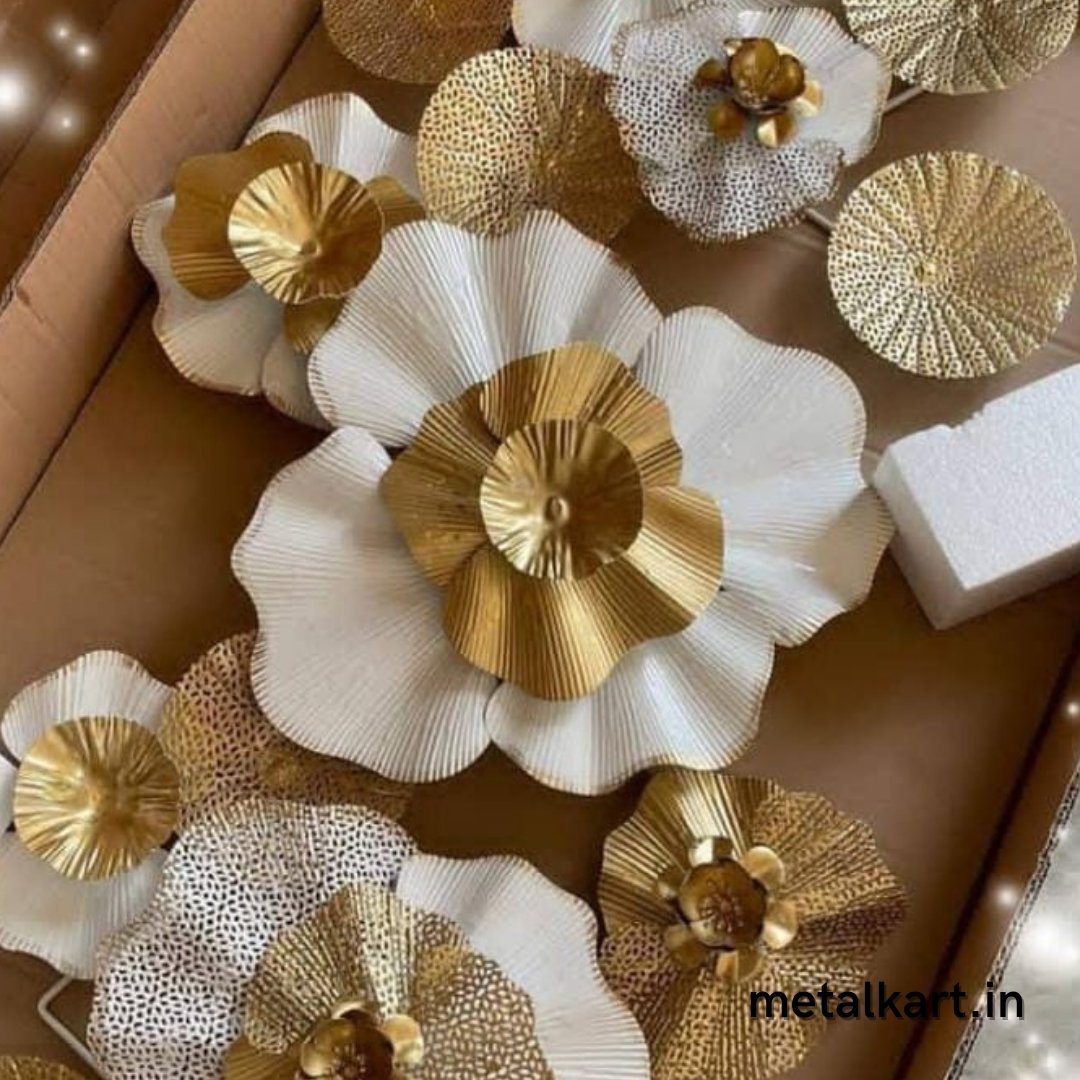 Bumper Sale Metallic Santa wall design (55 x 25 Inches)