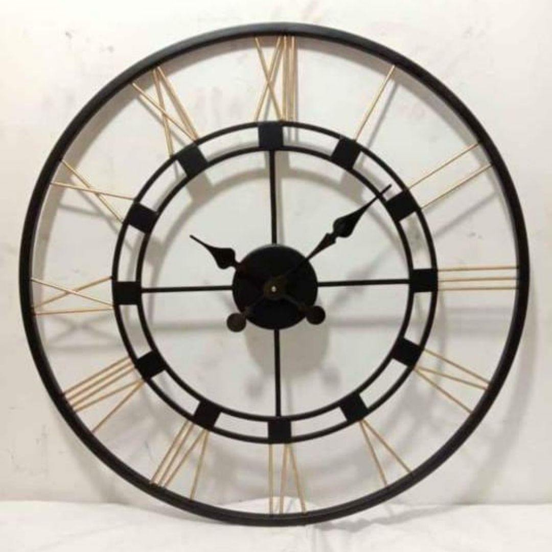 Designer metallic dark circle wall clock (Día 24 Inches)