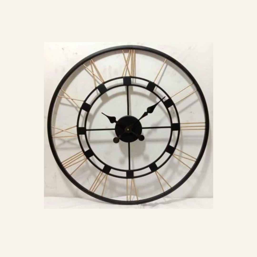 Designer metallic dark circle wall clock (Día 24 Inches)