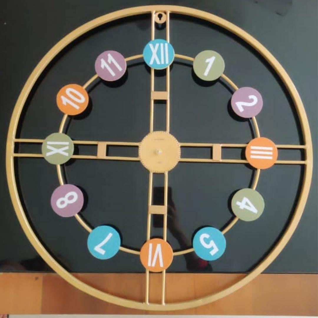 Designer Metallic Roman Numeric Circle Wall Clock (24 x 24 Inches)