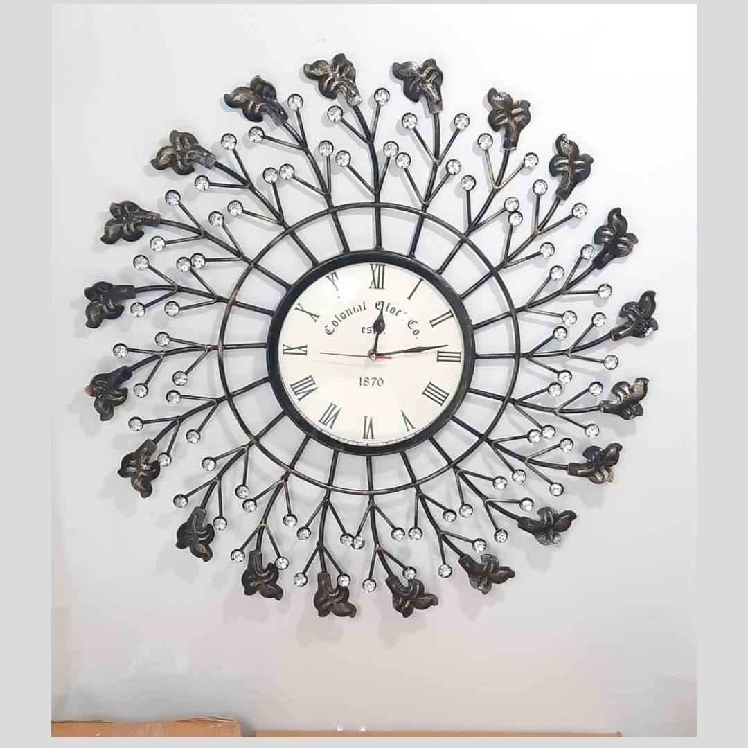 Designer metallic Wall clock with Roman Dial (24 Inches)