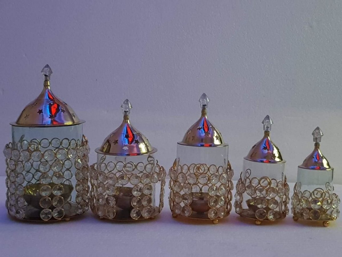Dynamic design crystal glass Akhand deep