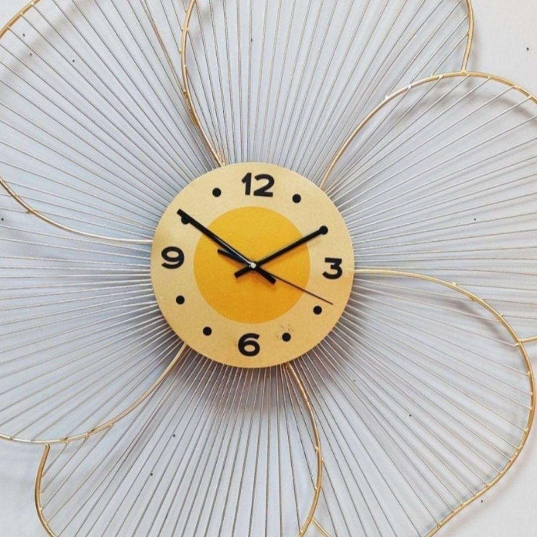 Iron Wall Flower Watch (30 Inch Diameter)