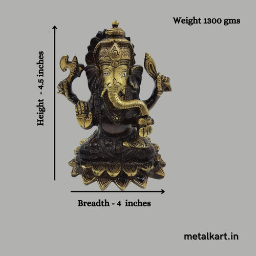 Kamal Aseen Ganpati (Weight 1300 gms, Height 4.5 Inches)