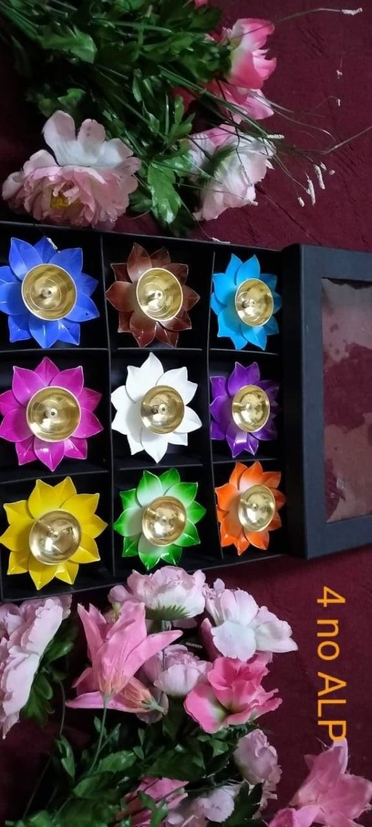 Lotus Diya set