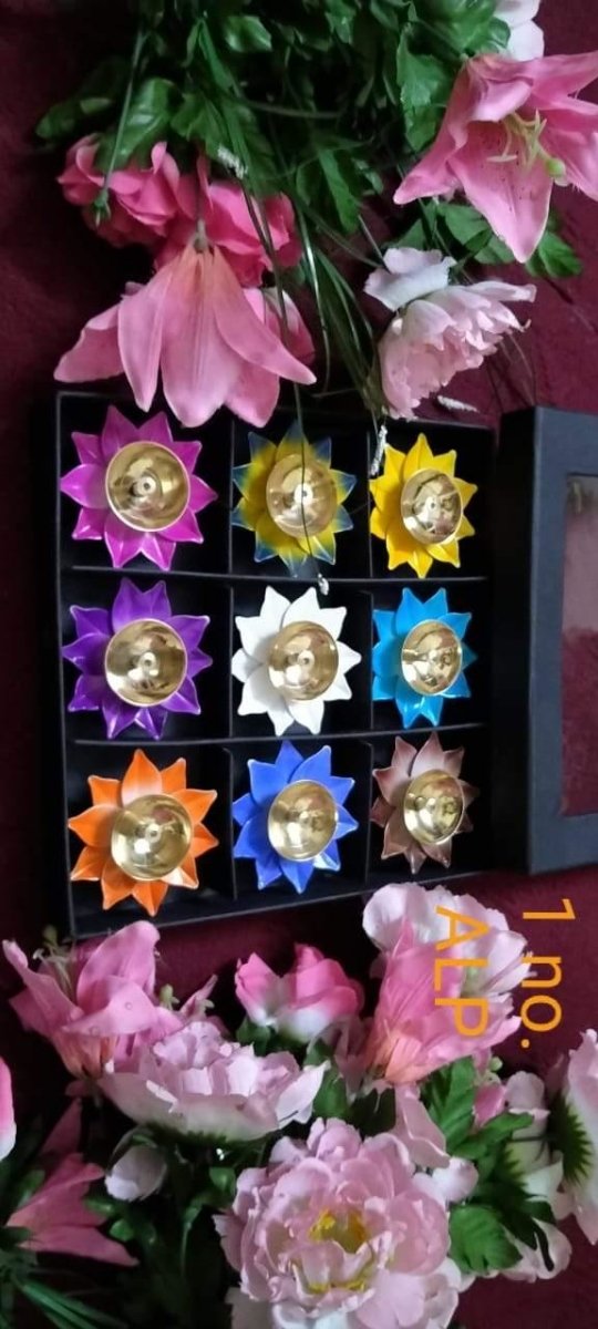Lotus Diya set