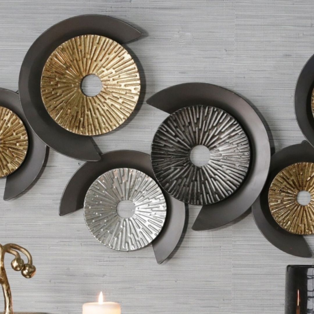 Magnetic 6 Circles Wall Mounted Art (48 x 22 Inches)