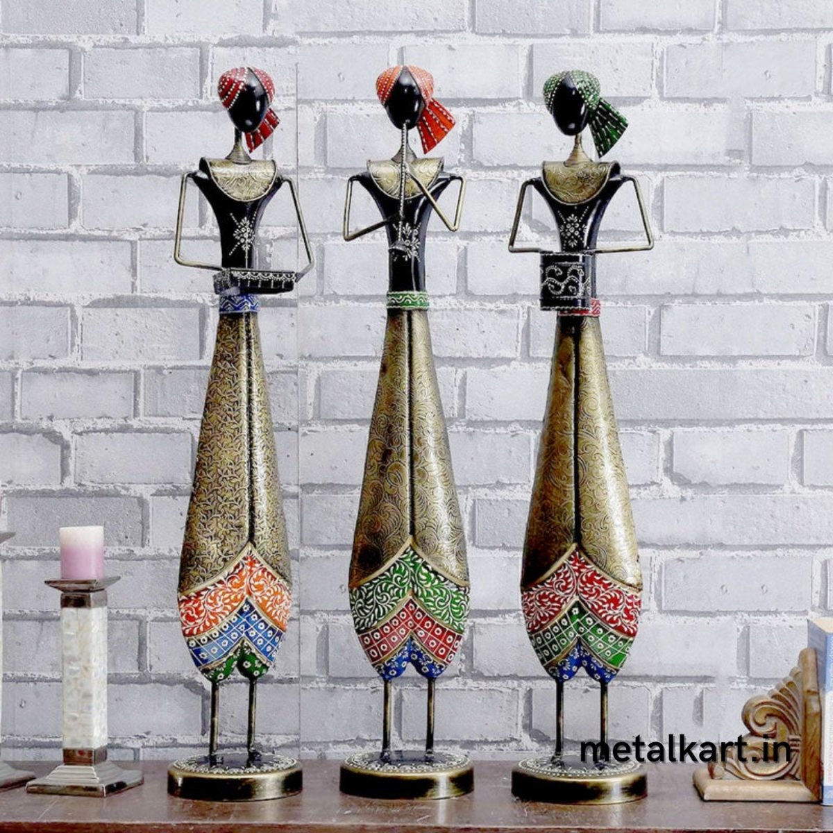 Metalkart Special 3 Hardworking Musicians group For living room ( 8*6*31 Inches approx)