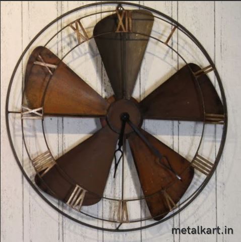 Metalkart Special Nostalgic Fan Wall Clock (24 x 24 Inches)