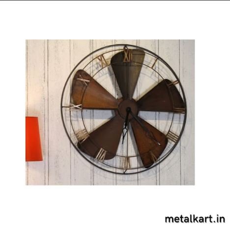 Metalkart Special Nostalgic Fan Wall Clock (24 x 24 Inches)