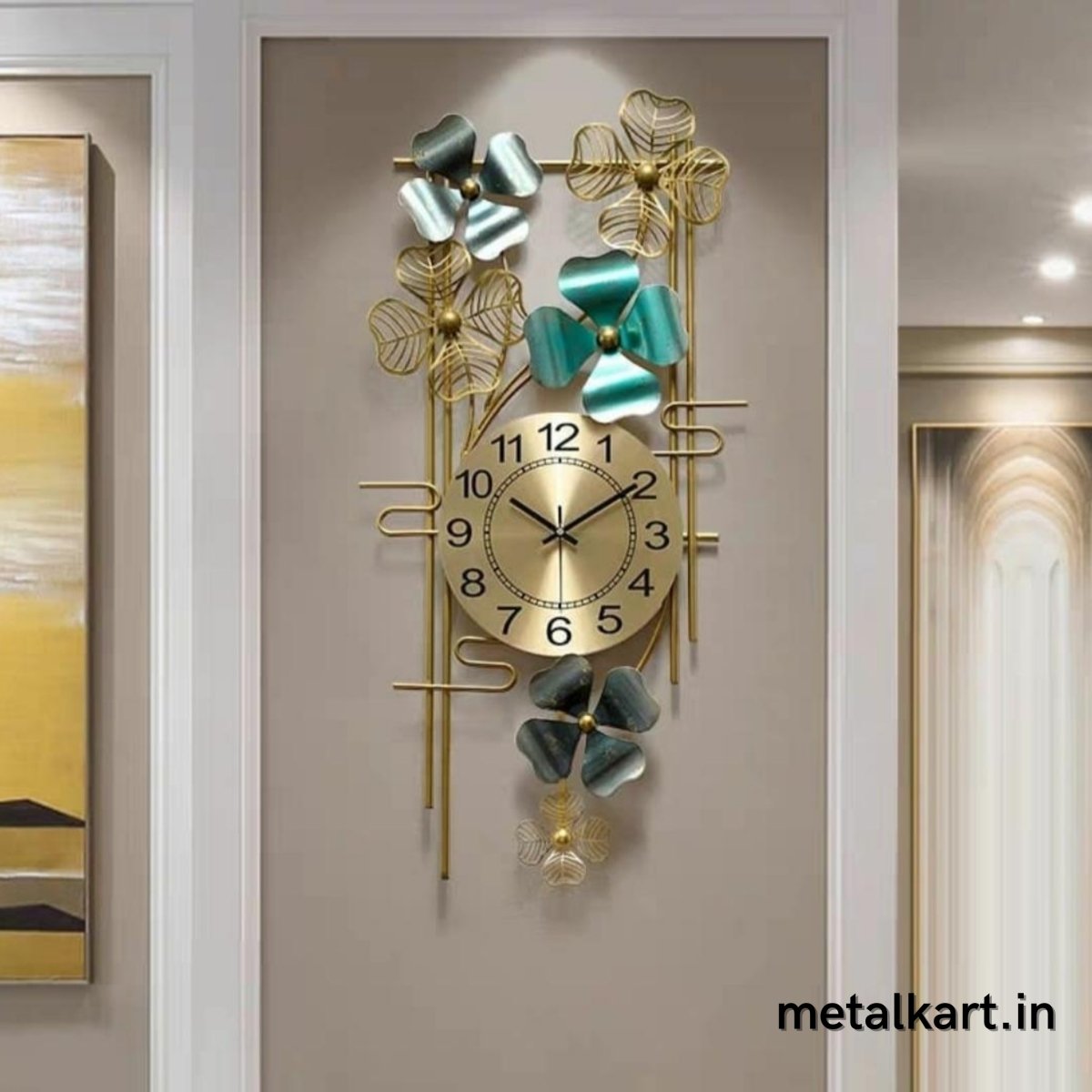 Metalkart Vertical Clover Wall Clock (25 x 20 Inches)