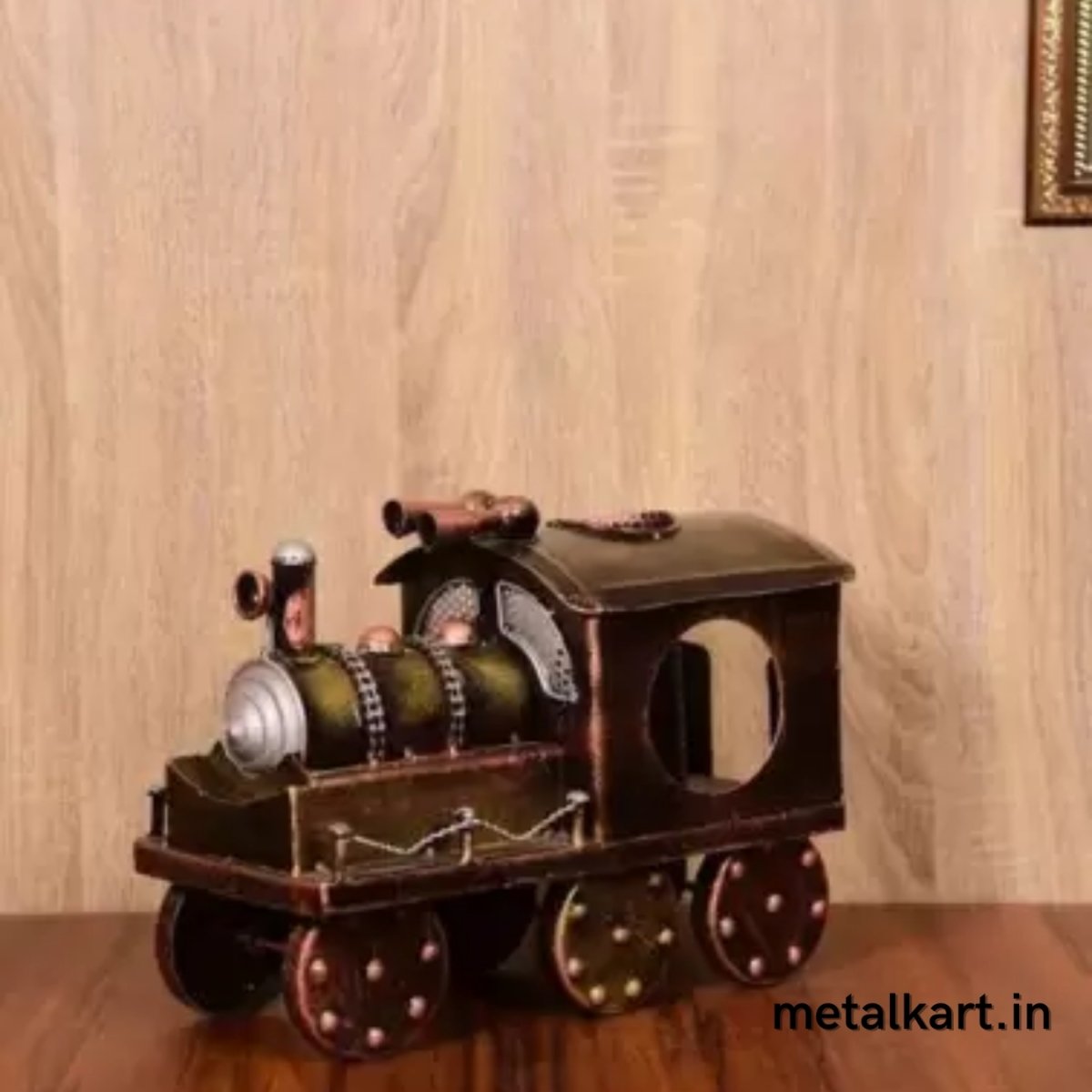 Metallic Ancient Time Train Engine for Table top (09*04*06 Inches approx)