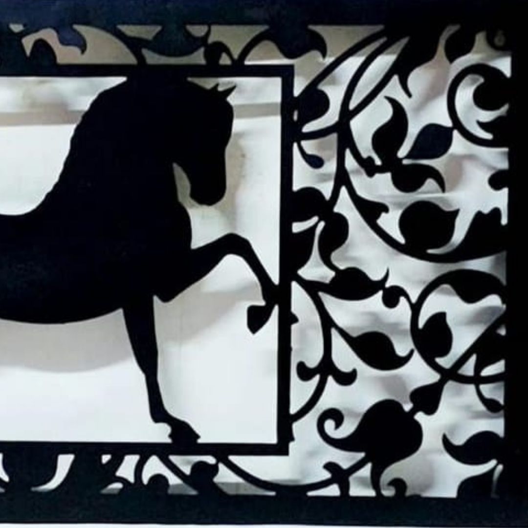 Metallic Aristrocatic Horse wall design