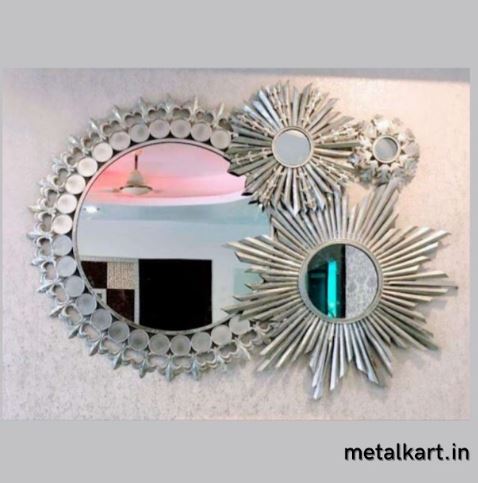 Metallic Gilded Aureole Sunburst Mirror (42 x 34 Inches)