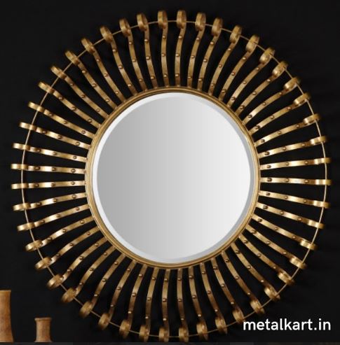 Metallic Gilded Latticework Halo Wall Mirror (24 x 24 Inches)