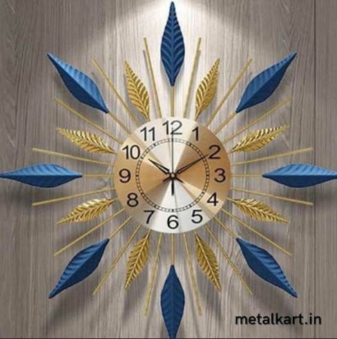 Metallic Golden Azure Pointed Sunburst Clock (24 x 24 Inches)