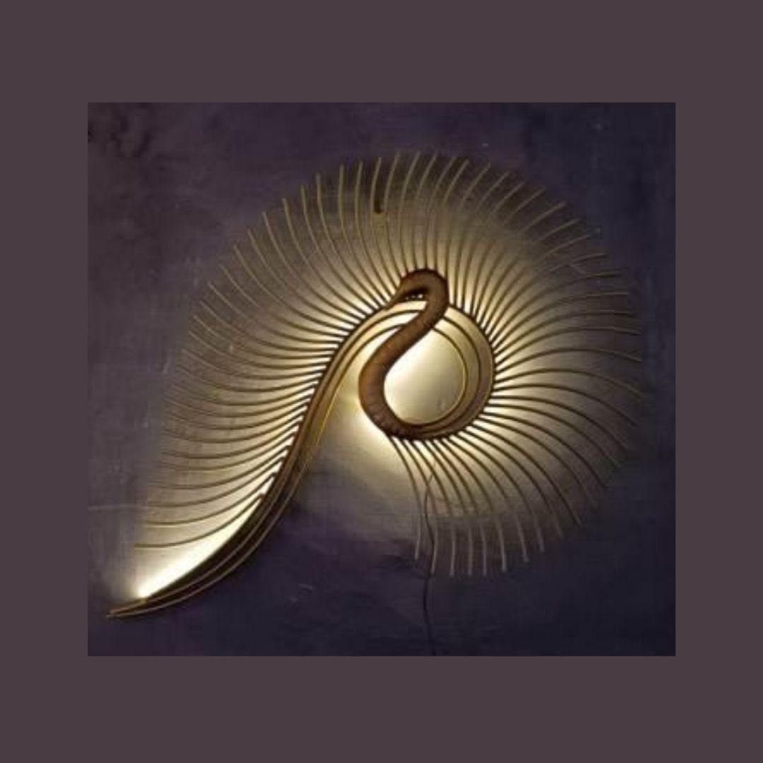 Metallic Pipe Peacock (45 * 30 Inches)