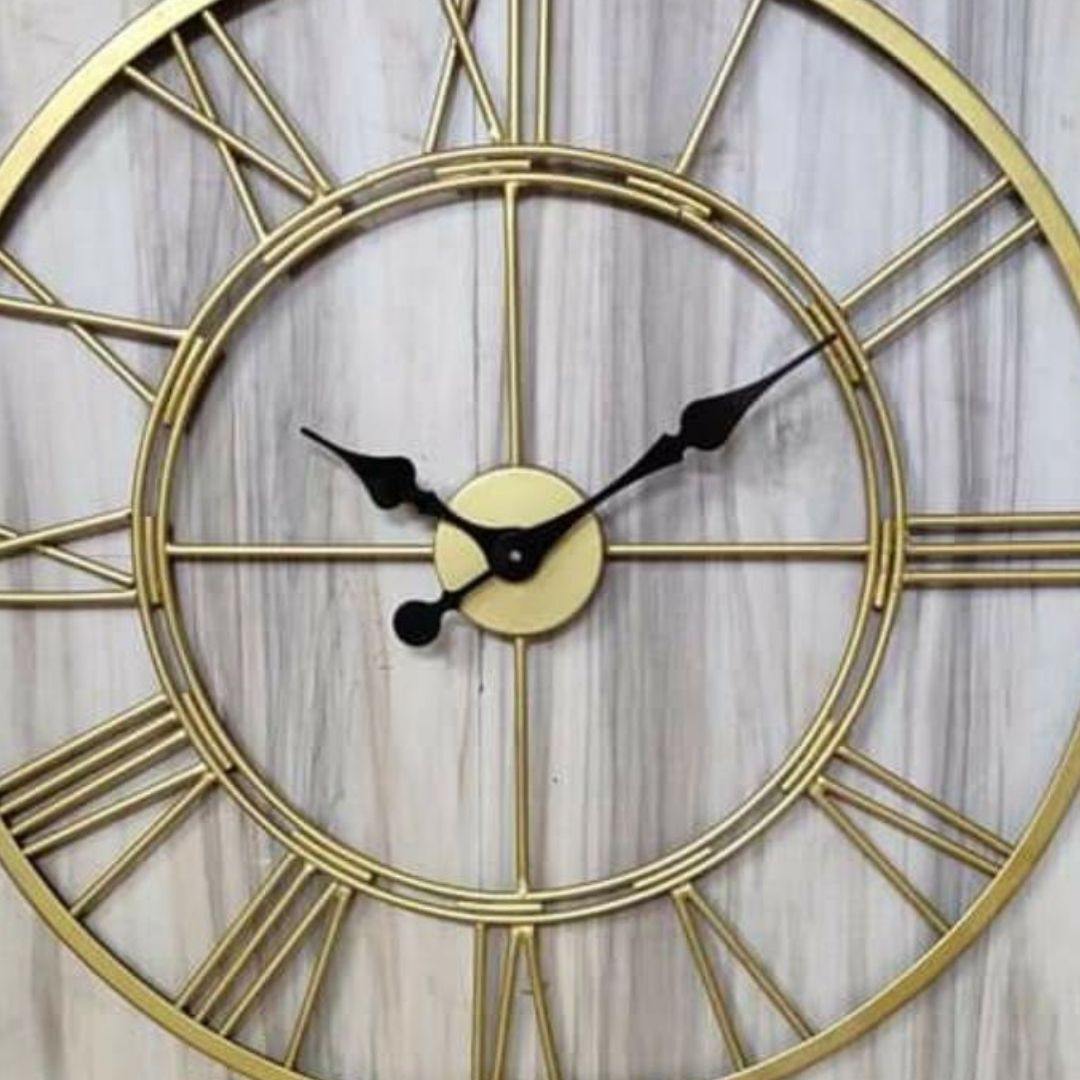 Metallic Roman retro Clock (Día 24 Inches)