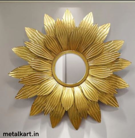 Metallic Sunburst Flare Wall Mirror (24 x 24 Inches)