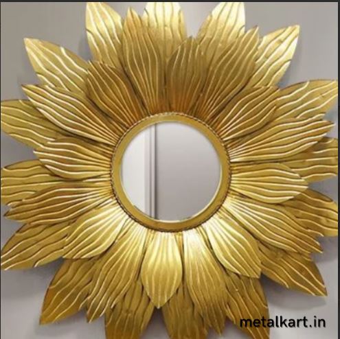 Metallic Sunburst Flare Wall Mirror (24 x 24 Inches)
