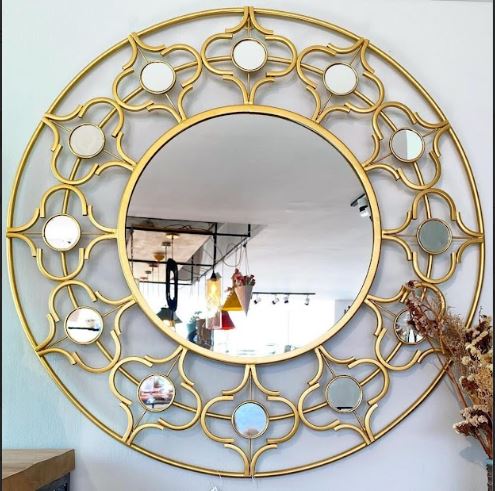 Metallic Waterlily Wall Mirror (30 x 30 Inches)